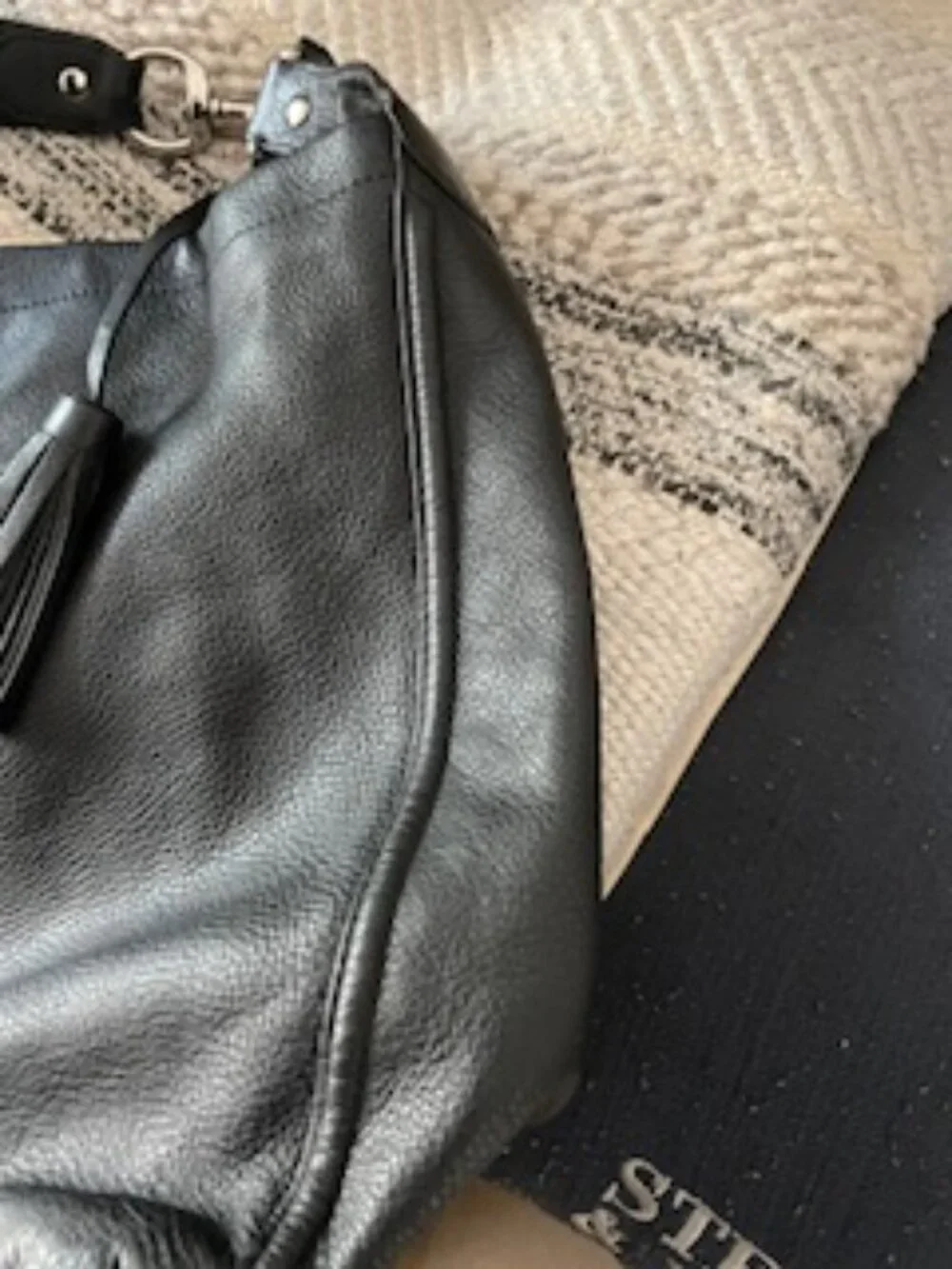 Coach Avery Black Leather Hobo Bag Large